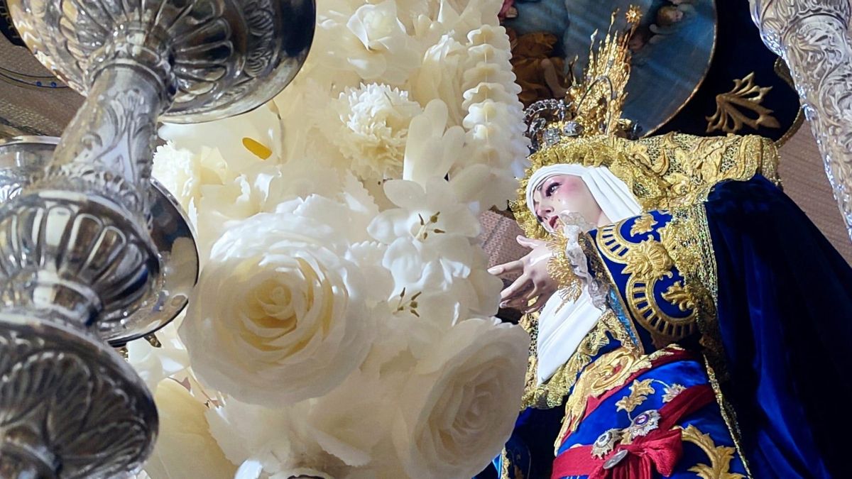 Paso de la Virgen del Dulce Nombre de María, de la cofradía de la Humildad de Zaragoza.