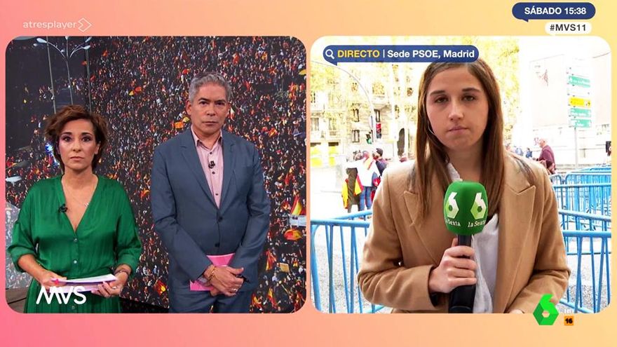 Ana Pastor muestra otro "intolerable" ataque a los reporteros en una protesta contra la amnistía