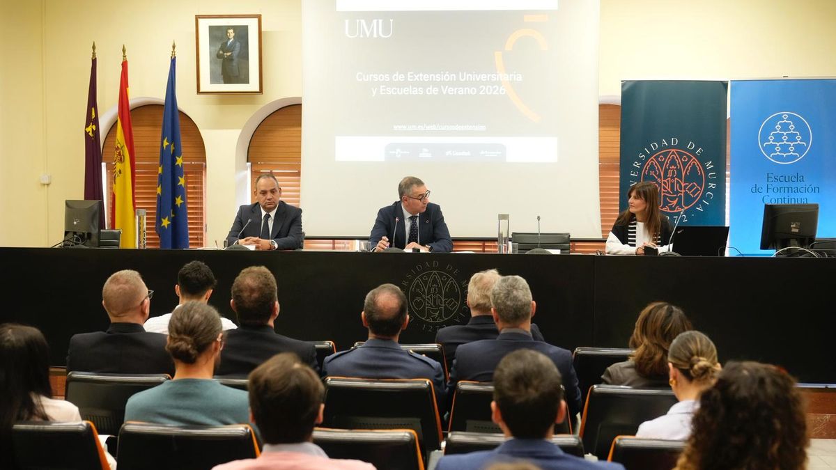 La presentación de los cursos de extensión universitaria ha tenido lugar en la Convalecencia