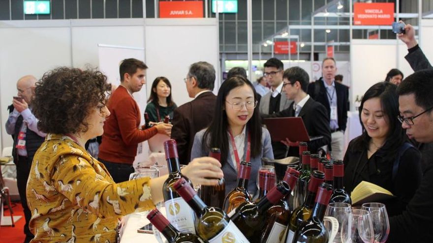 Las bodegas que participan en la Feria Internacional WBWE podrán cerrar negocios antes en la plataforma VMarket