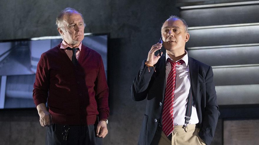 'El traje', Javier Gutiérrez y Luis Bermejo desentierran los escombros de la masculinidad española