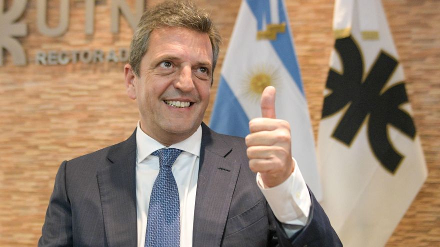 Massa anticipó que subirá el piso de Ganancias desde noviembre por encima de 330.000 pesos