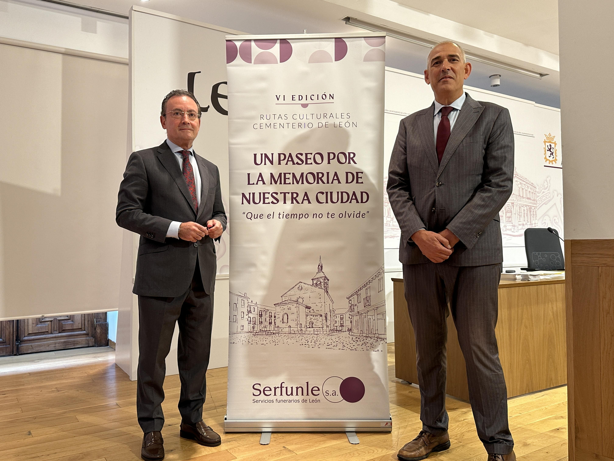 El nuevo gerente y el presidente de Serfunle, Fernando Salguero y Vicente Canuria.