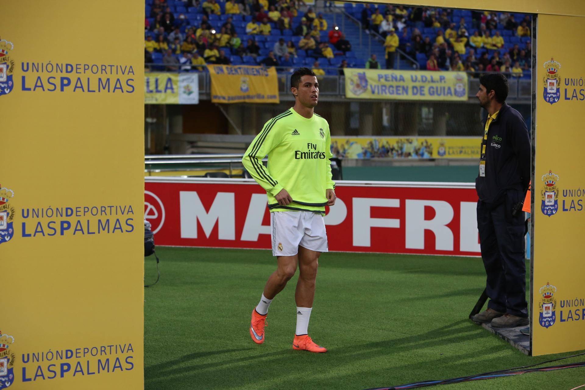 Imágenes del partido entre la UD Las Palmas y el Real Madrid en el Estadio de Gran Canaria. (Alejandro Ramos).