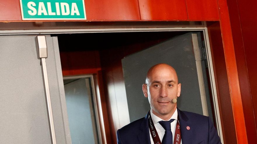 La Audiencia Nacional admite a trámite la querella contra Rubiales por el beso no consentido a Jenni Hermoso