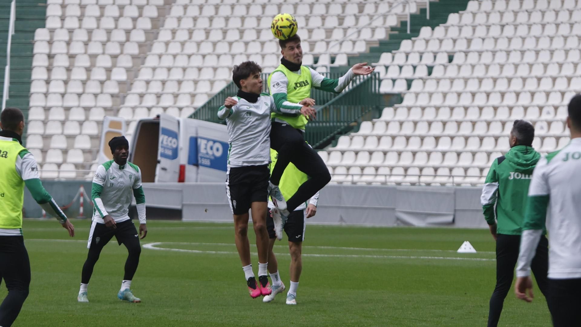Las imágenes del primer entrenamiento del 2026 del Córdoba CF