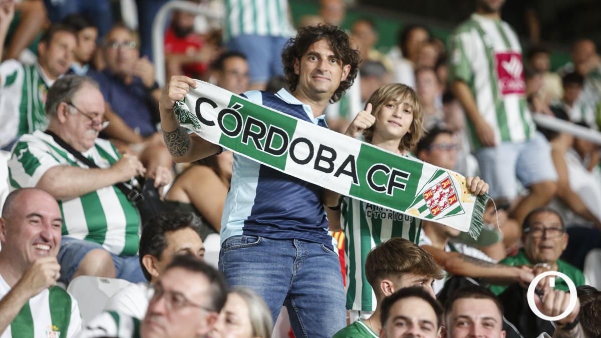 Grada Blanquiverde del Córdoba CF - CD Castellón