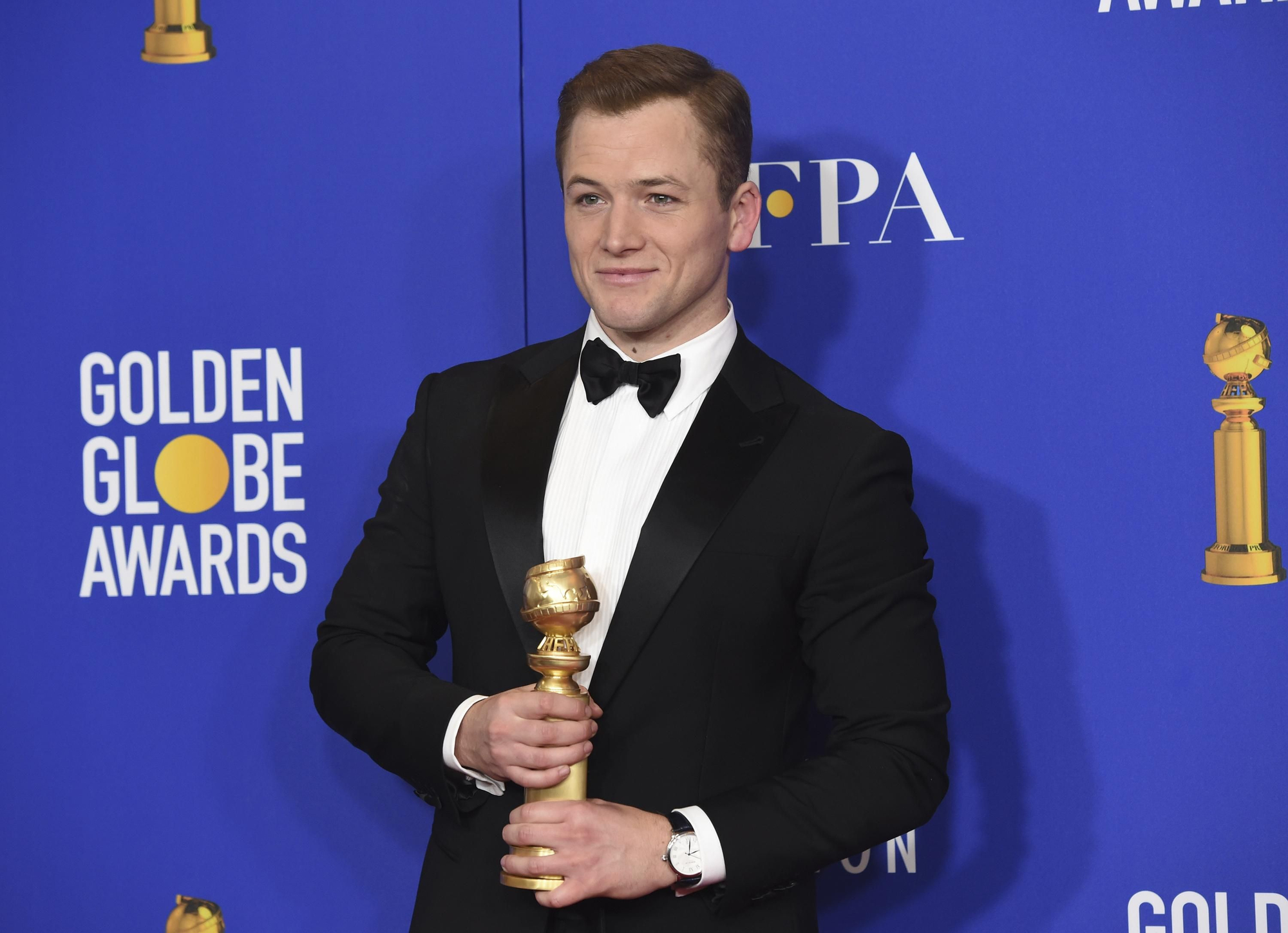 Taron Egerton en los Globos de Oro 2020, en imágenes