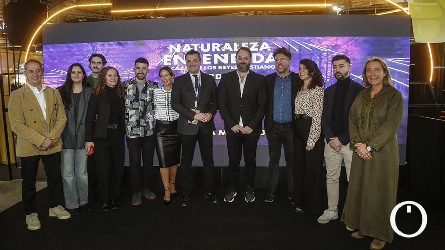 El encuentro de Colón con los Reyes Católicos inspira el nuevo espectáculo de 'Naturaleza Encendida'