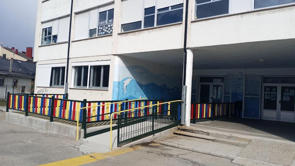 El colegio San Miguel, en Villablino.
