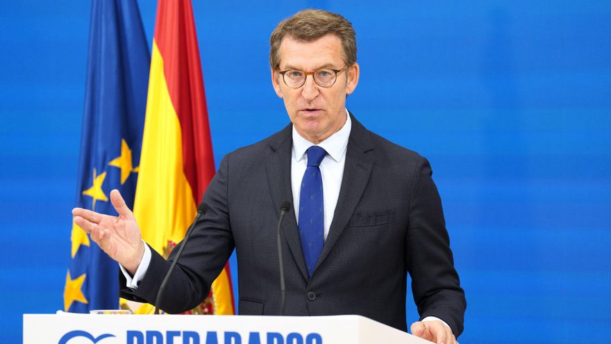 Feijóo se borra de la responsabilidad de los pactos electorales y deja la decisión sobre gobernar con Vox a Moreno