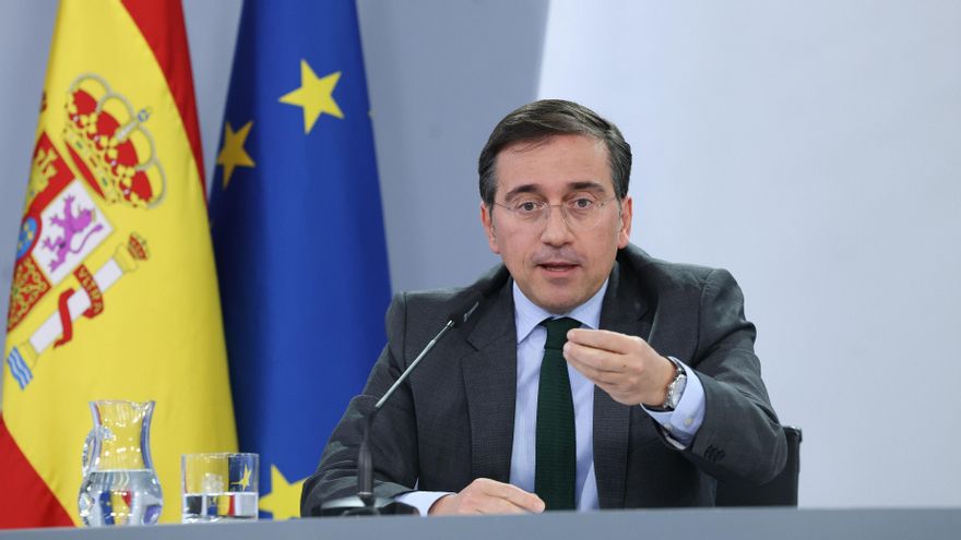 El ministro de Asuntos Exteriores, Unión Europea y Cooperación, José Manuel Albares, ofrece una rueda de prensa tras el primer Consejo de Ministros del año, a 7 de enero de 2026, en Madrid (España).
