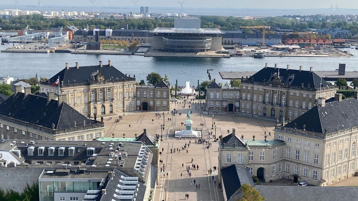 El Palacio de Amalienborg, residencia de la familia real danesa en Copenhague.