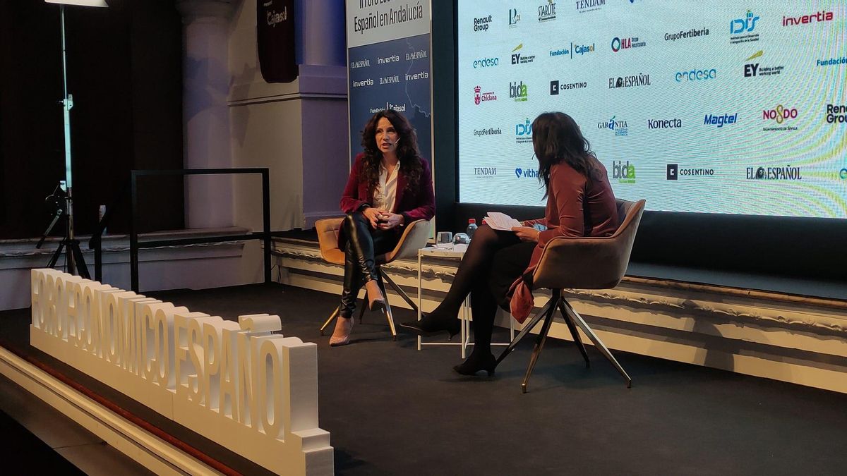 La consejera andaluza de Igualdad, Rocío Ruiz, en el II Foro Económico de Andalucía del diario El Español