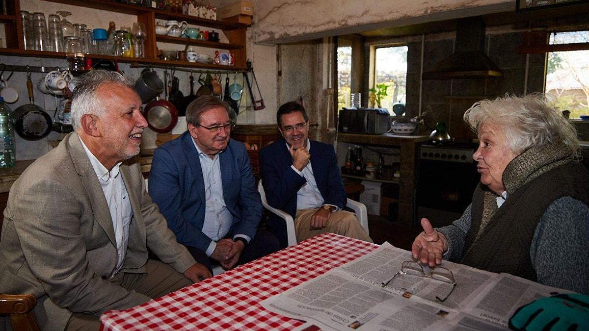 Torres visita a Lucía Topolansky, viuda del expresidente uruguayo José Mujica