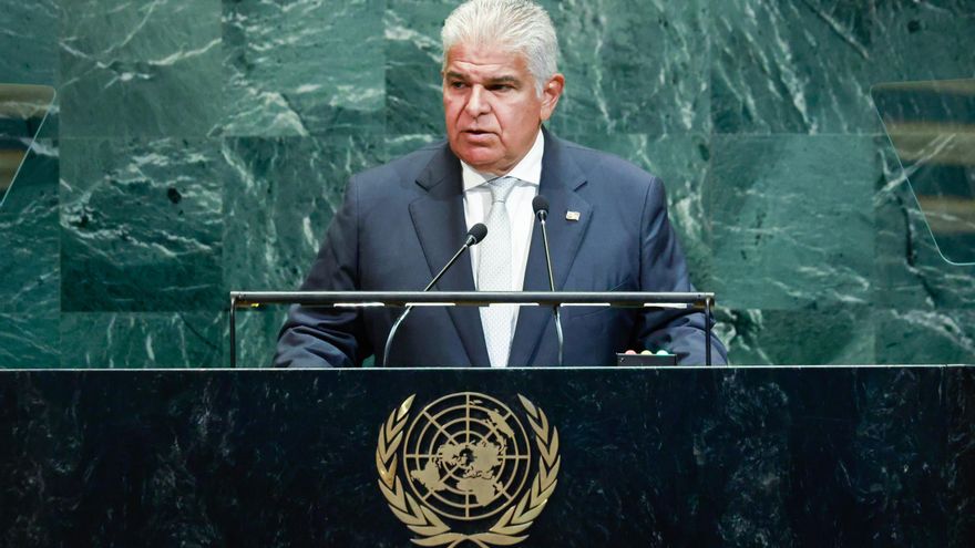 El presidente de Panamá es operado del hombro y estará tres días de reposo