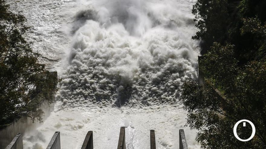 El embalse del Guadalmellato abre compuertas tras las últimas lluvias