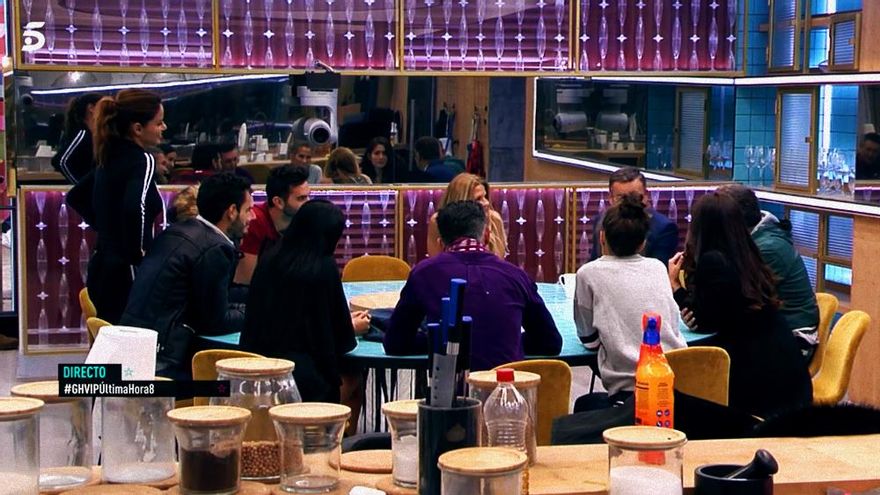 Los concursantes de GH VIP escuchan a Jorge Javier Vázquez