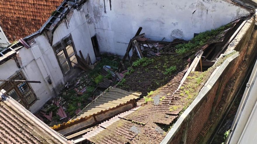 Santander reclama la retirada de la uralita con amianto de las antiguas naves de Gráficas Martínez