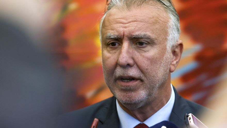 Imagen de archivo del ministro de Política Territorial y Memoria Democrática, y expresidente del Gobierno de Canarias, Ángel Víctor Torres, EFE/Fernando Alvarado