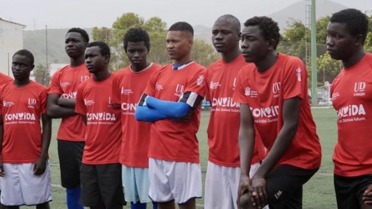 La Fundación UD Las Palmas pone en marcha #Convida para la integración de menores migrantes a través del fútbol