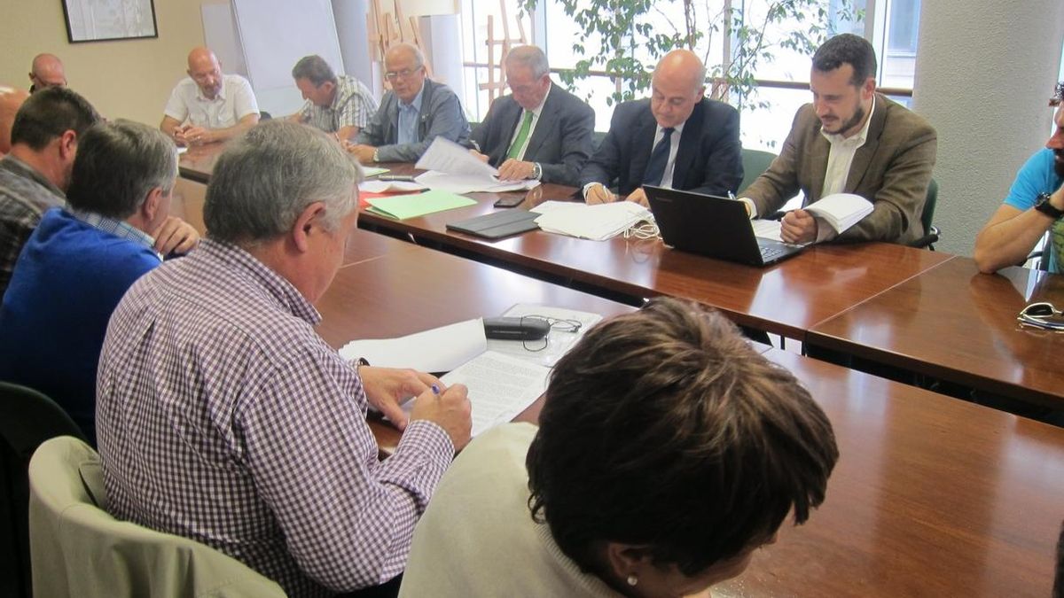 El Tribunal Supremo cita a dirección y comité de Sniace a ratificar el acuerdo laboral el 28 de junio