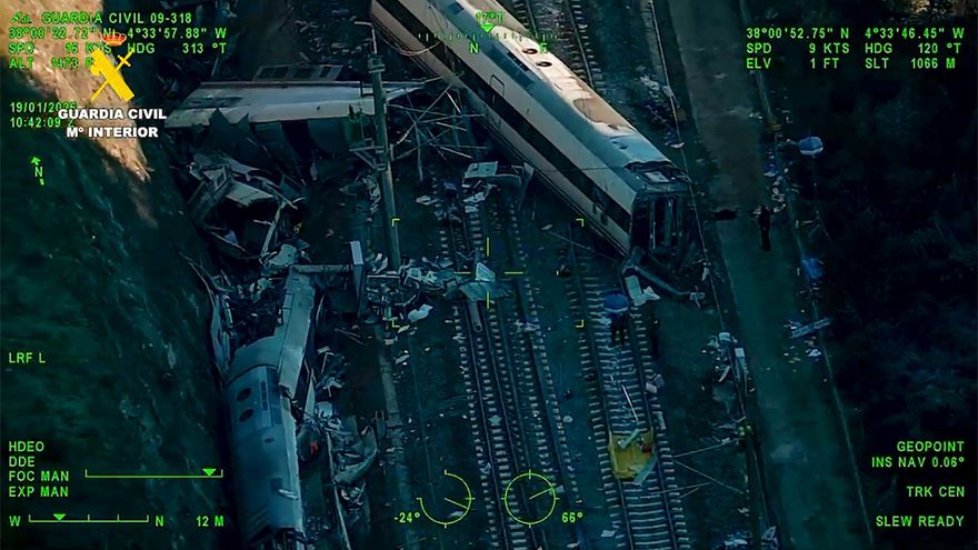 20 segundos en los que no había tiempo para frenar: lo que se sabe hasta ahora del accidente de trenes en Córdoba