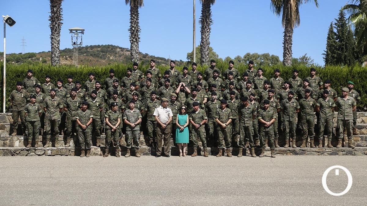 La ministra de Defensa, Margarita Robles, entrega las condecoraciones por la operación Libre Hidalgo y por las acciones realizadas en la DANA