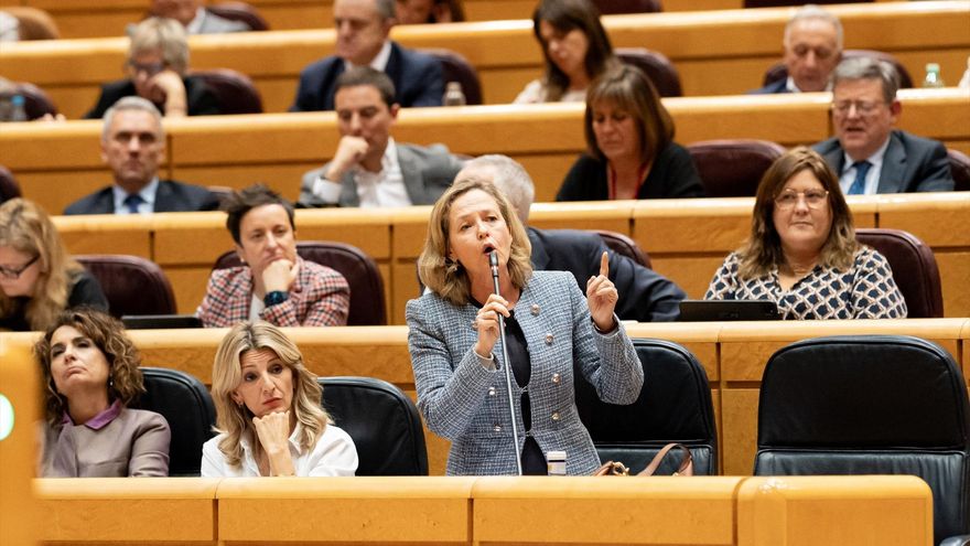 La vicepresidenta primera y ministra de Economía, Comercio y Empresa, Nadia Calviño, interviene durante una sesión plenaria, en el Senado, a 12 de diciembre de 2023.