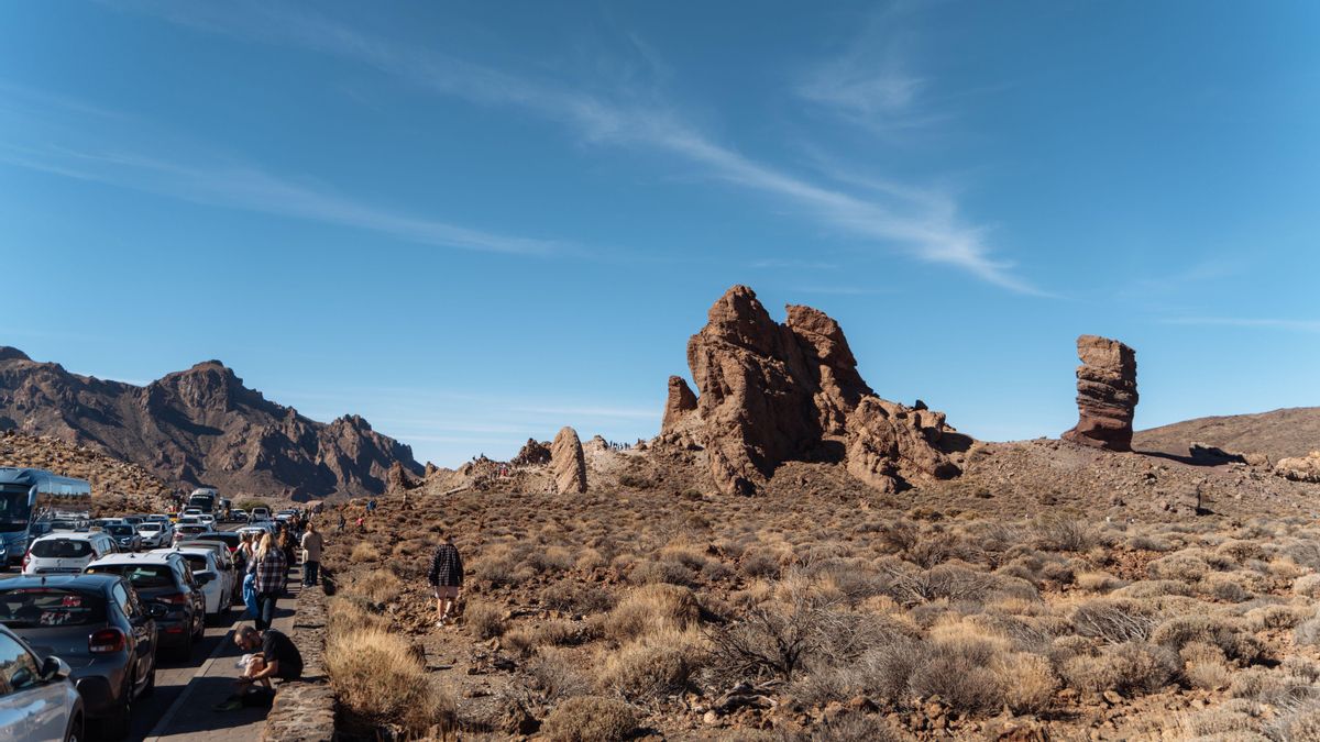 Orden de alejamiento para un presunto ladrón del Teide tras ser sorprendido forzando un vehículo