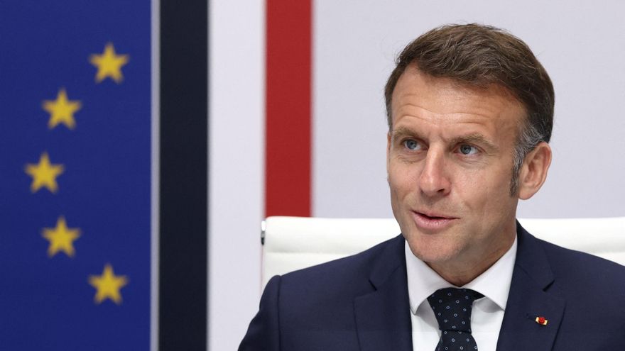 El presidente francés, Emmanuel Macron, asiste a una reunión del Consejo de Defensa y Seguridad de Francia en el Palacio del Elíseo en París, Francia, el 8 de abril de 2026. EFE/EPA/TOM NICHOLSON/POOL MAXPPP OUT