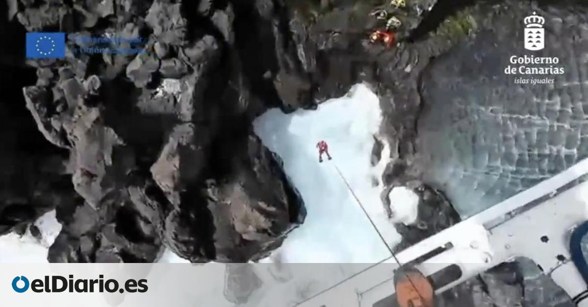 Rescatado un bañista en apuros en San Juan de la Rambla