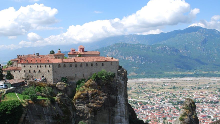 Monasterio de Gran Meteora, el más grande de los que hay en las peñas de este lugar.