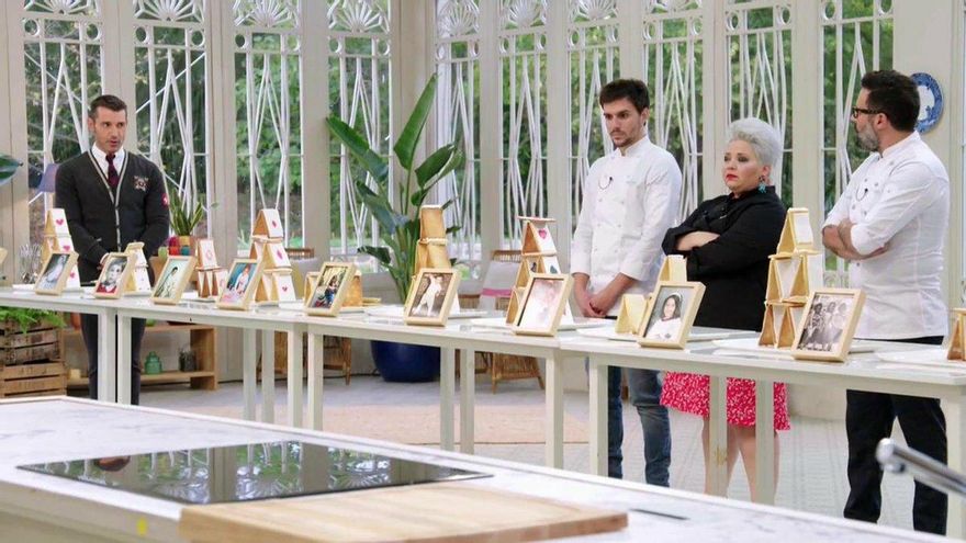 El castillo de naipes elaborado por los concursantes