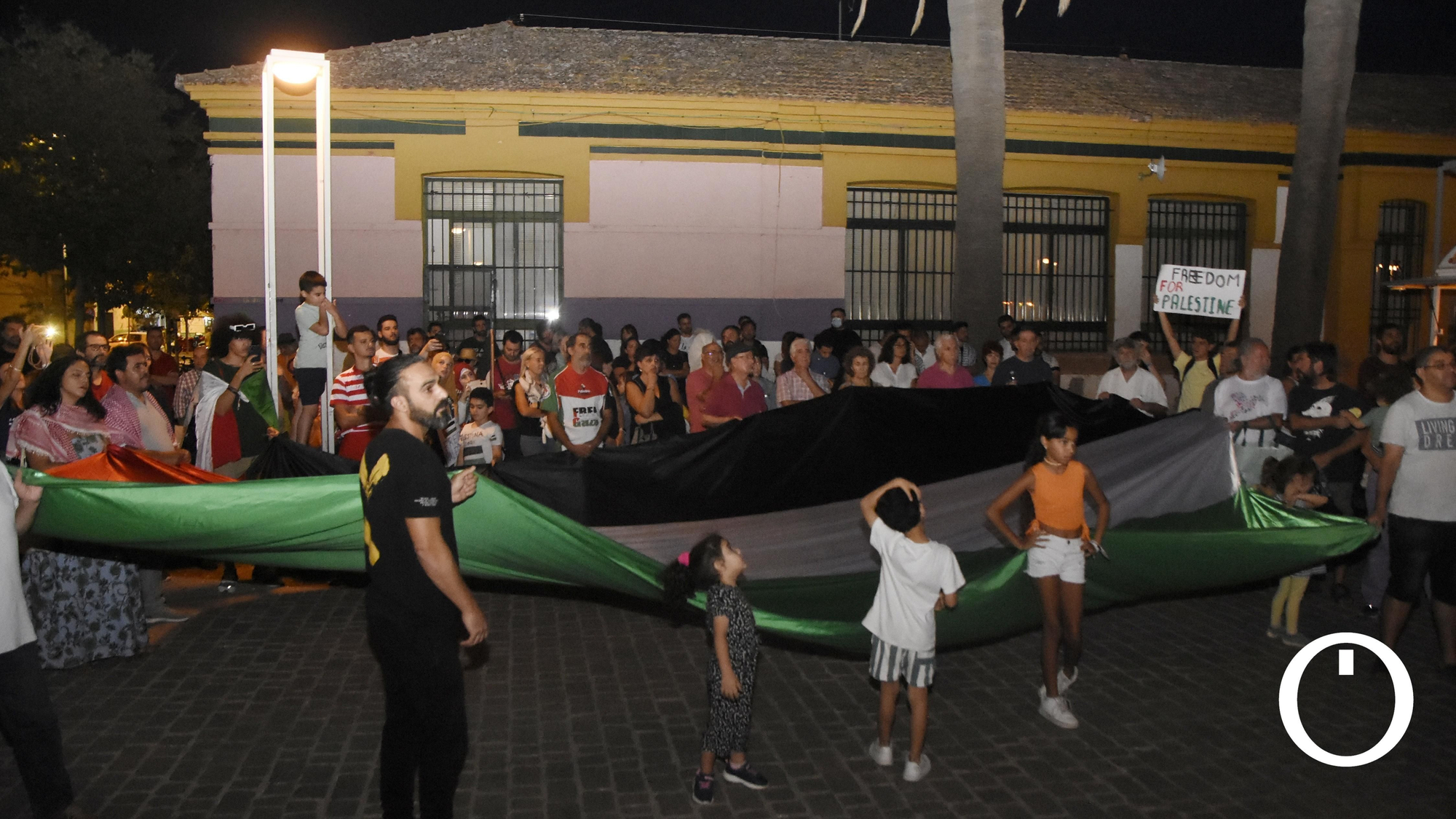 Concentración en solidaridad con el pueblo palestino.