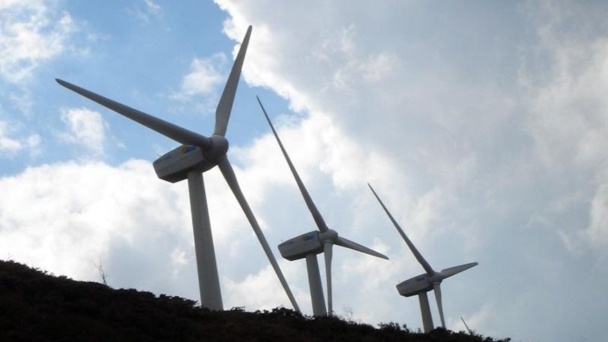 Foto de archivo de aerogeneradores