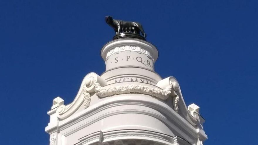 El Wow de Gran Vía pide a Almeida legalizar su restaurante con terraza, que lleva 6 meses abierto en suelo de oficinas
