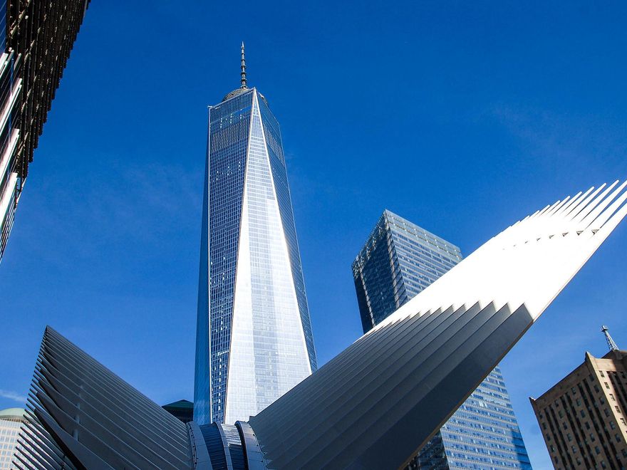 Nuevos iconos. El 'Oculus' de Santiago Calatrava y el 'One World' reinan en la Zona Cero de Nueva York.