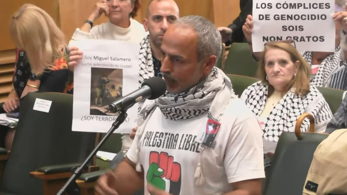 Vox fracasa en Zaragoza en su intento por reprobar al portavoz de la Casa Palestina en Aragón gracias a la abstención del PP