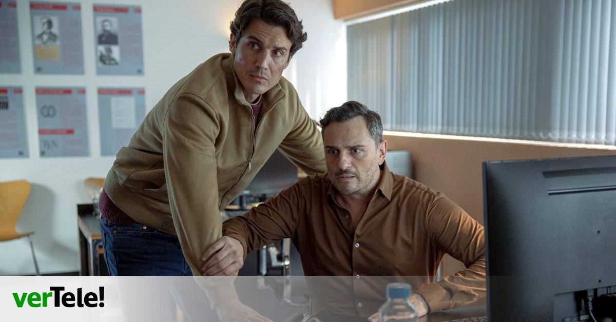 Prime Video lanza las primeras imágenes de  Day One , su serie con Álex González y Asier Etxeandia, que tiene mes de estreno