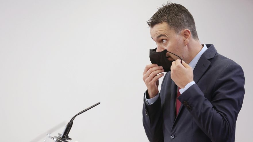 El diputado por Tenerife y portavoz del PSOE en el Congreso, Héctor Gómez Hernández, en una rueda de prensa anterior a una Junta de Portavoces en el Congreso de los Diputados, a 21 de septiembre, en Madrid (España).