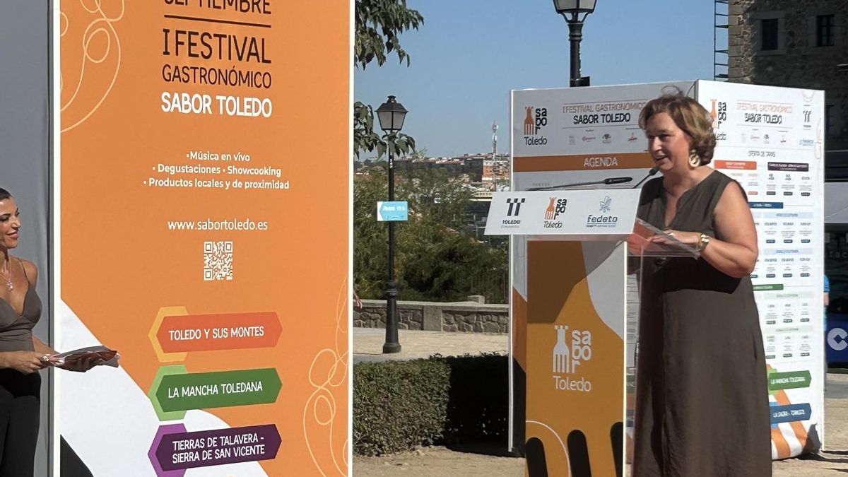 La presidenta de la Diputación en la inauguración