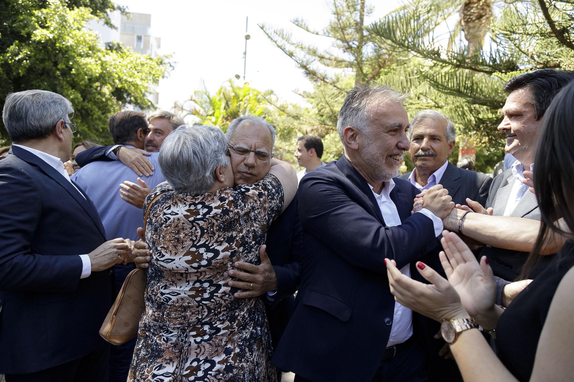 Ángel Víctor Torres, futuro presidente del Gobierno de Canarias, justo antes de la firma del pacto regional de progreso