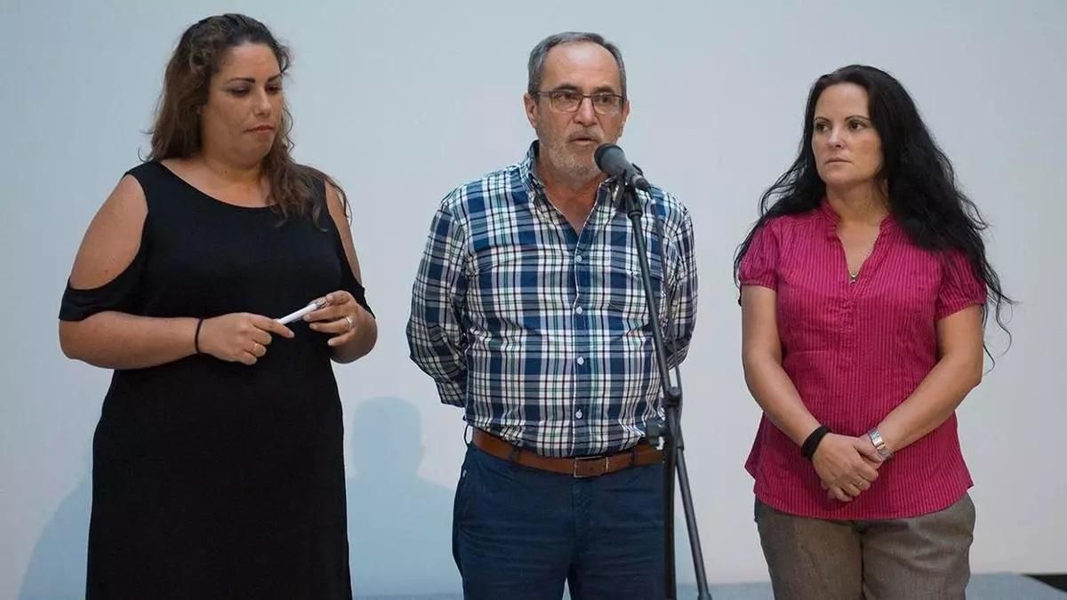 Carlos Perales en la presentación de un trabajo sobre bebés robados por el franquismo.