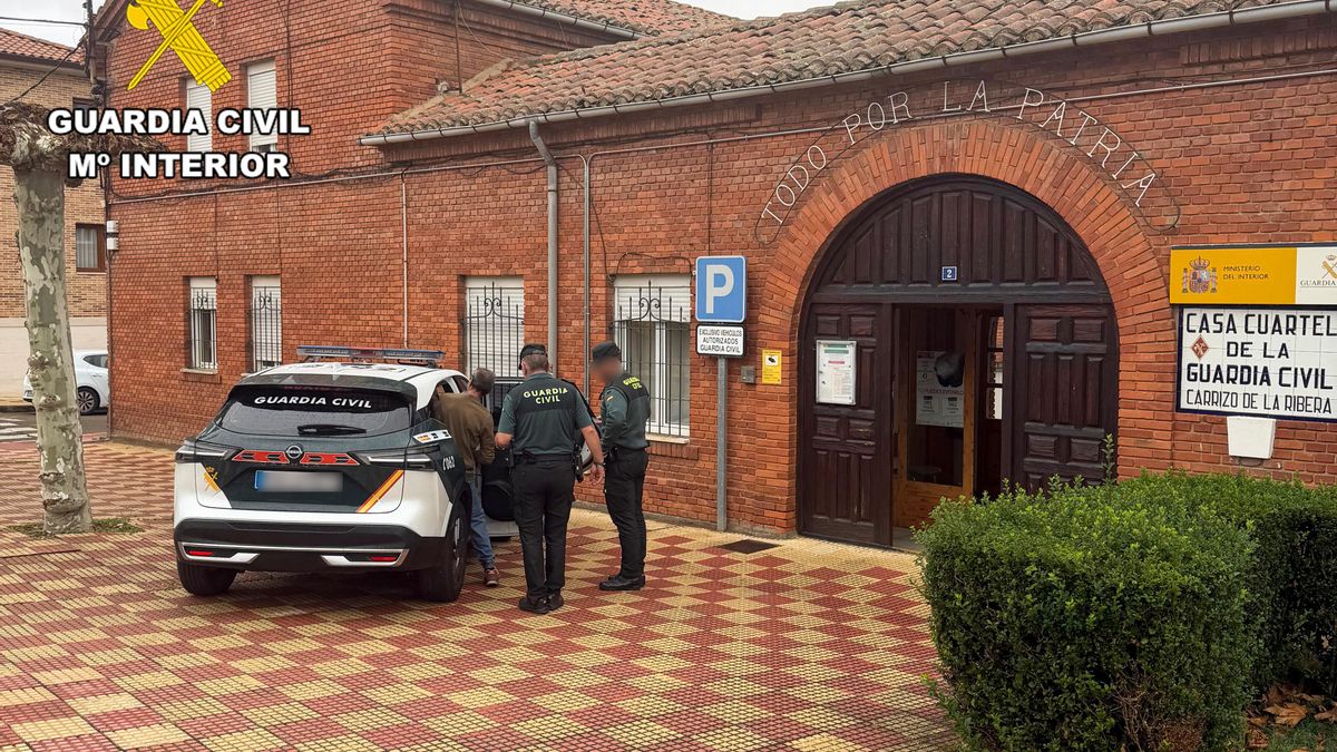 Detenido en Carrizo tras robar 1.800 euros de la recaudación de un bar y forcejear con la responsable