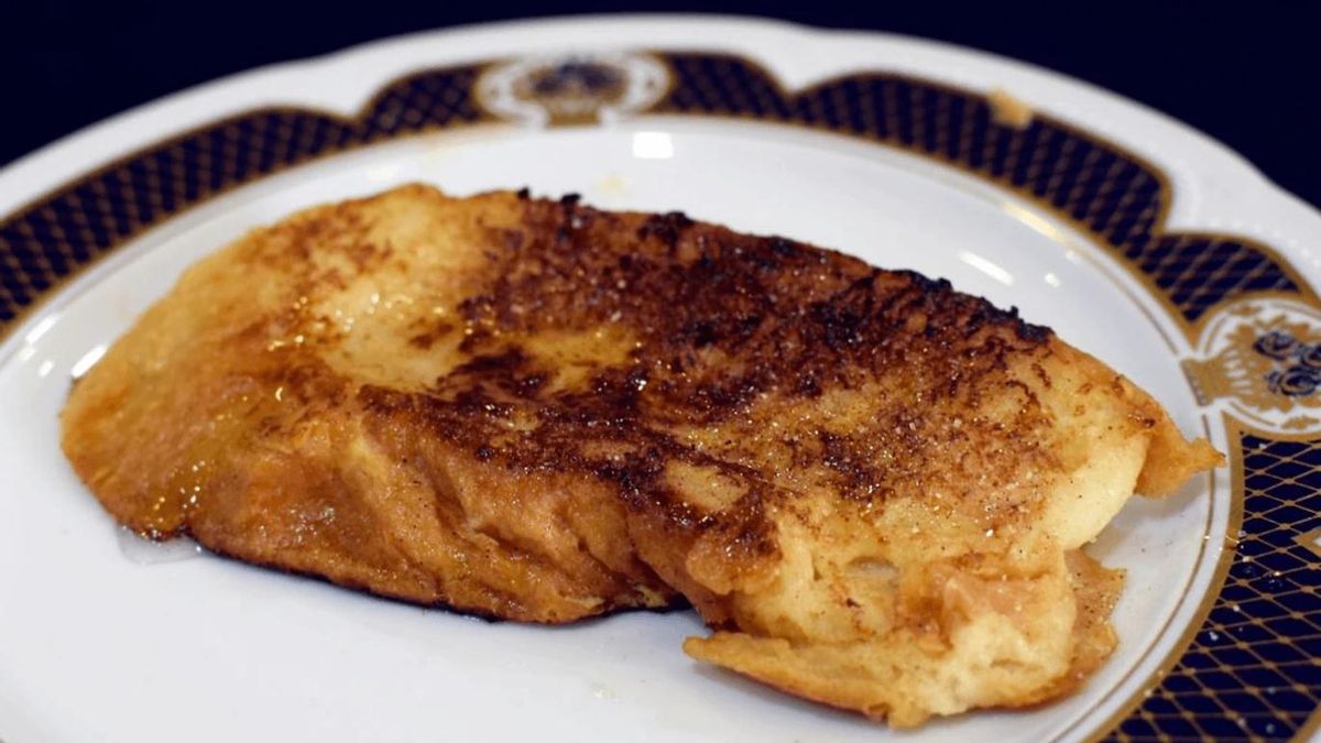 Las mejores torrijas de Madrid se hacen en un restaurante de Puente de Vallecas y están caramelizadas con mantequilla