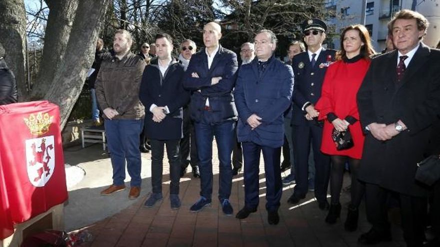 Carlos S. Campillo / ICAL Asistentes al acto de homenaje al juez y exministro leonés, José Antonio Alonso