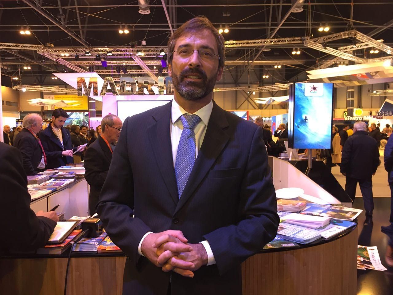 Pedro San Ginés en el estand de Canarias en Fitur