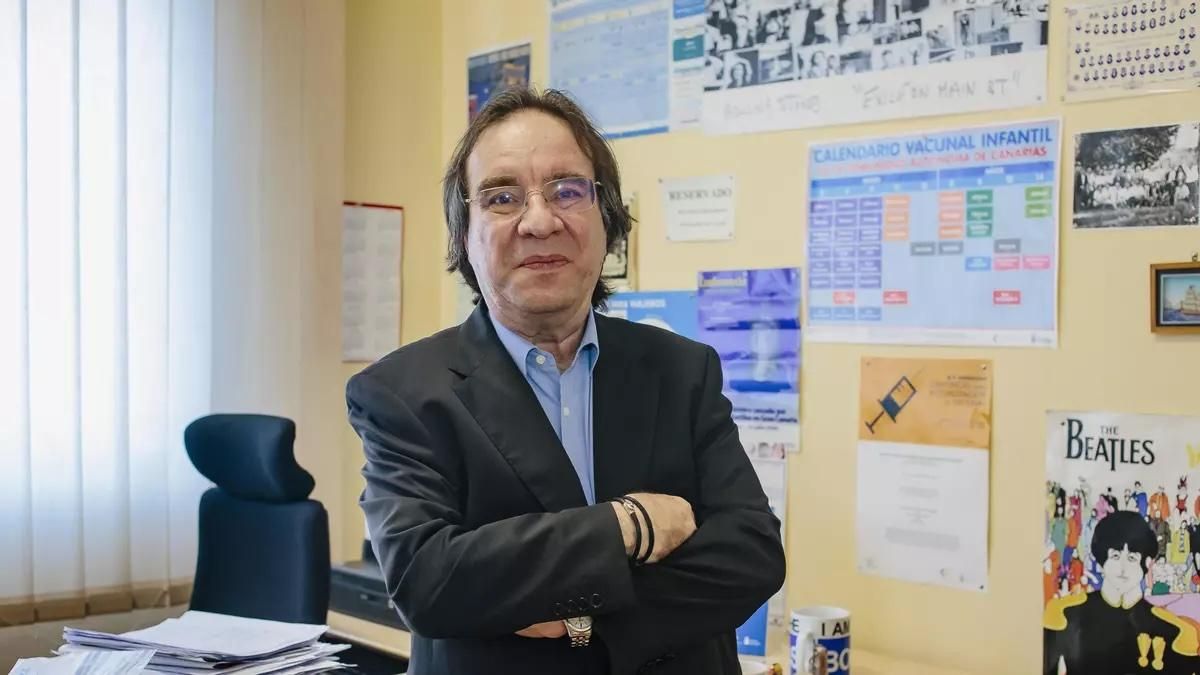 El epidemiólogo Amós García Rojas presenta en La Palma ‘Crónicas de la pandemia’
