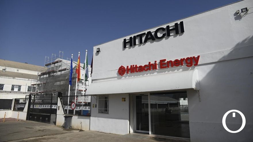 Hitachi reduce la inversión prevista en su planta de Córdoba y lo achaca a la bajada de la producción